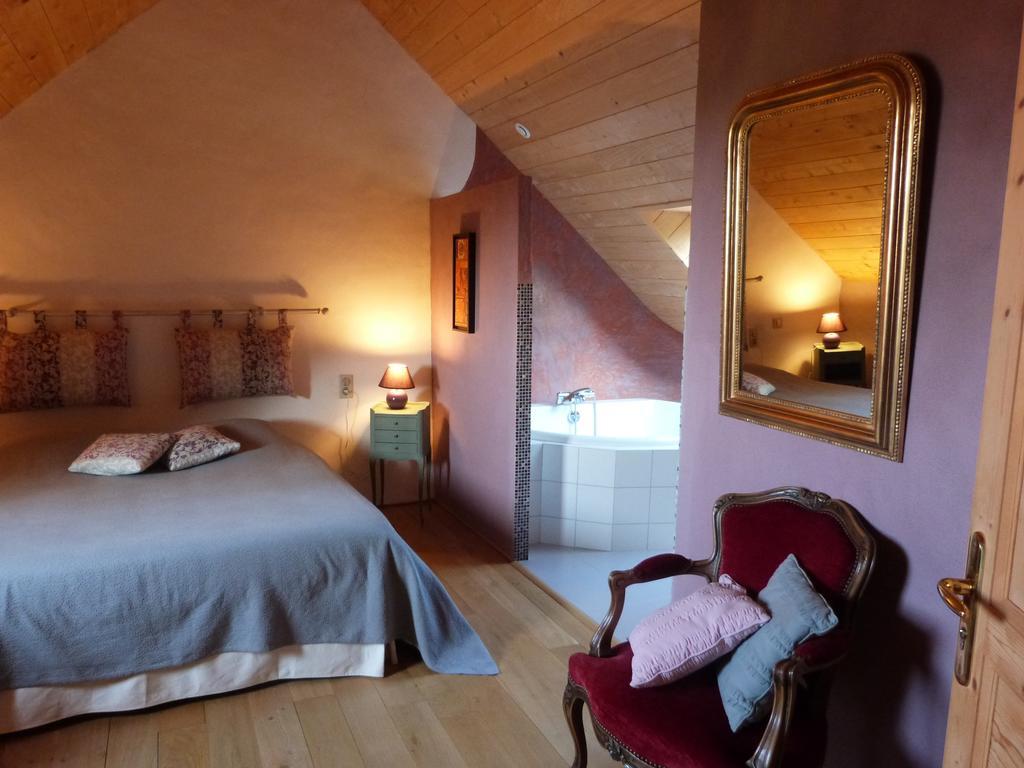 Bed And Breakfast La Fontaine Blanche Melgven Zimmer foto
